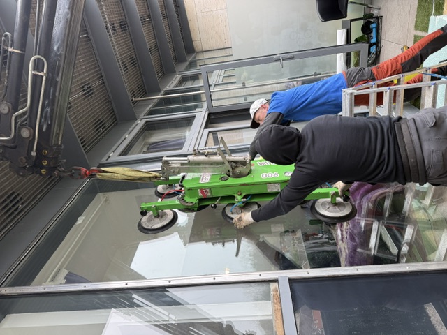 About Wolverton Glazing
